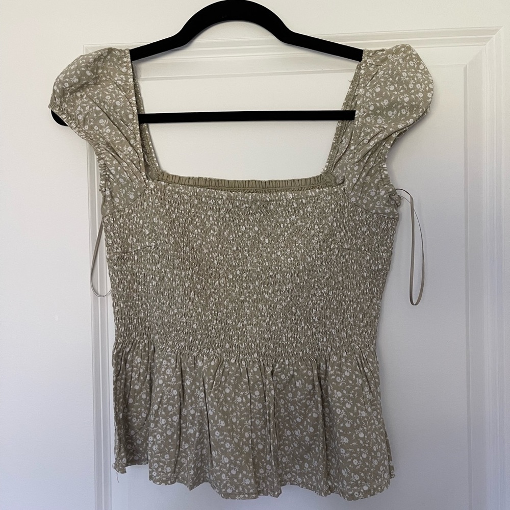 Abercrombie top